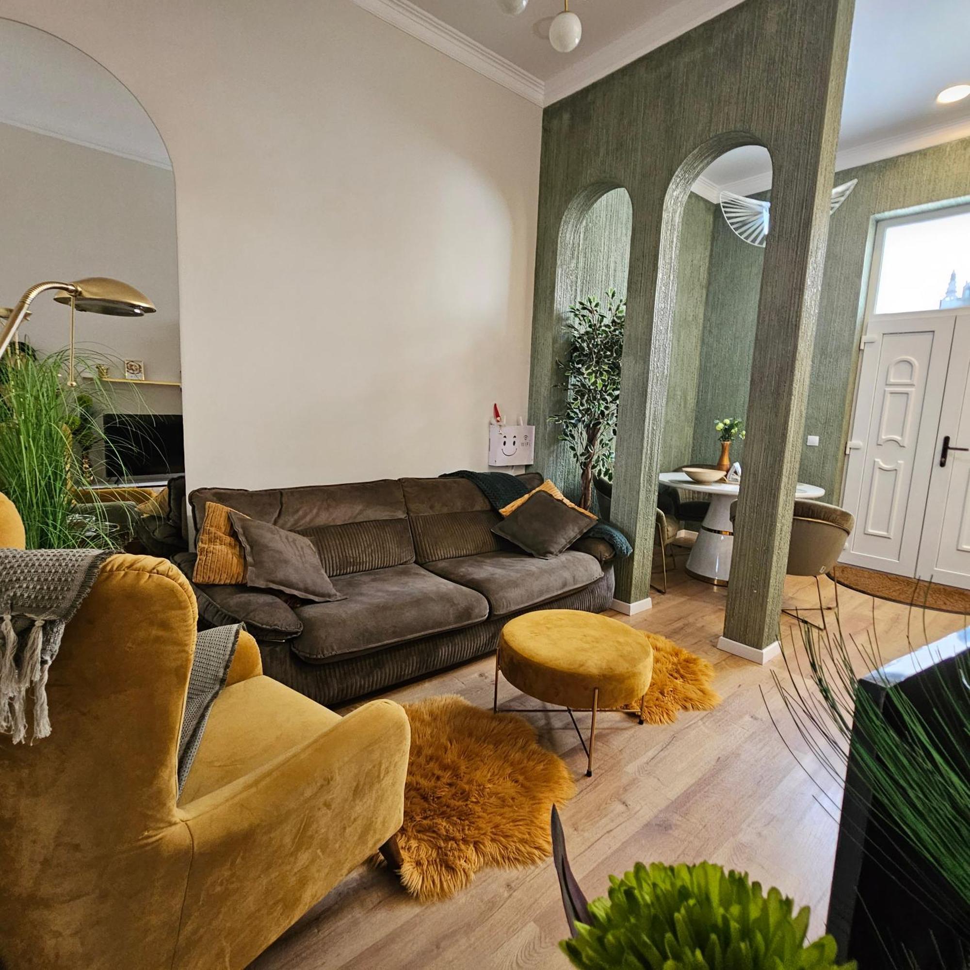 Apartament M ヴァトラ・ドルネイ エクステリア 写真